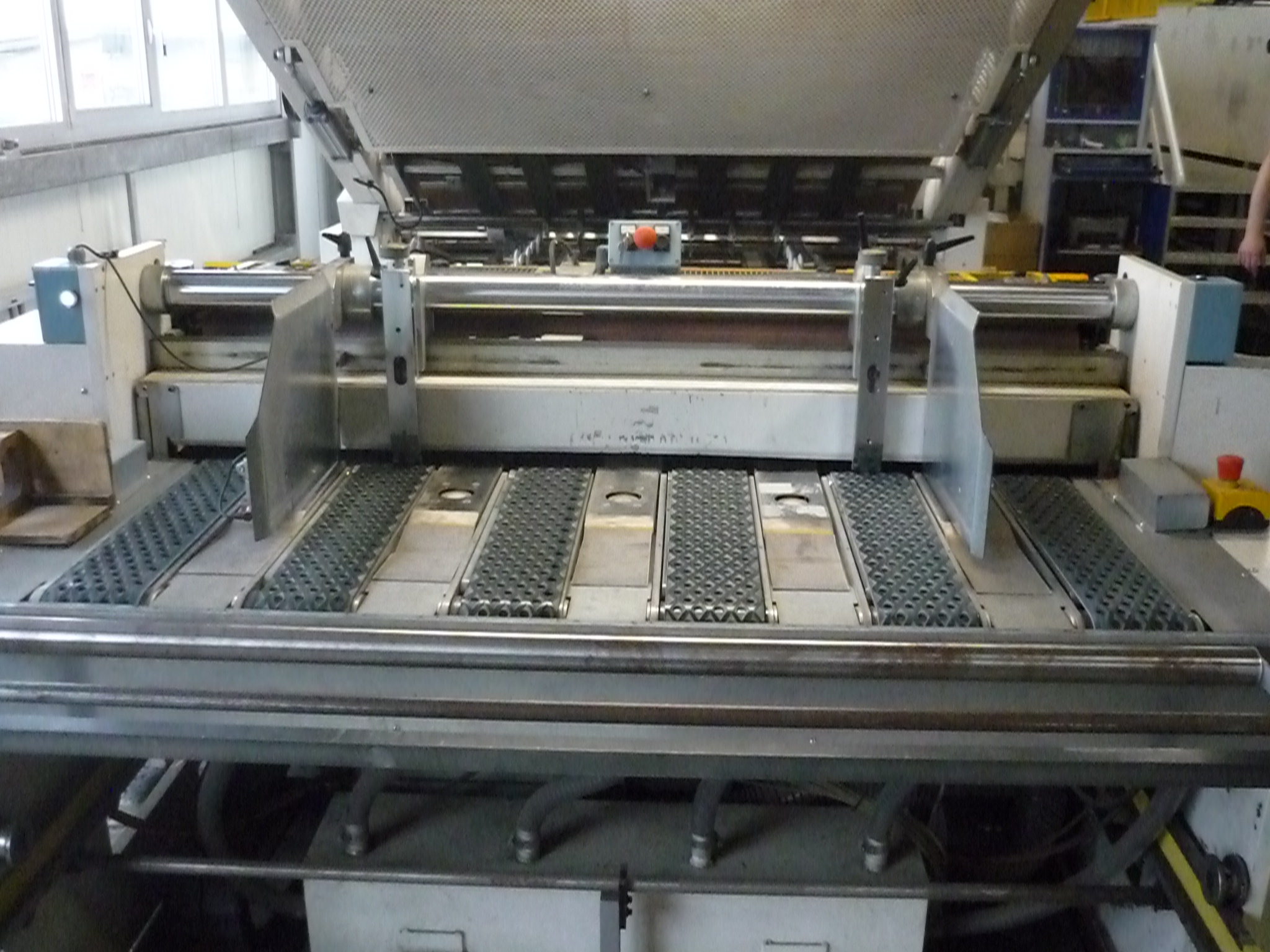 Automatische Kaschieranlage